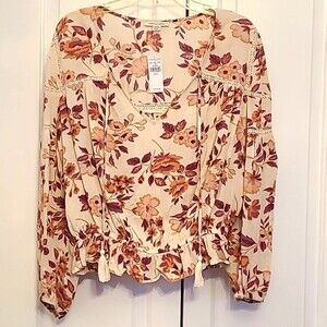 American Eagle Floral Print Long Sleeve Tassel Blouse Size M NWT